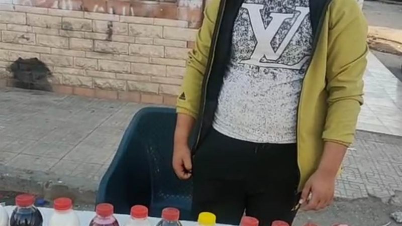 يحيي بائع العصائر