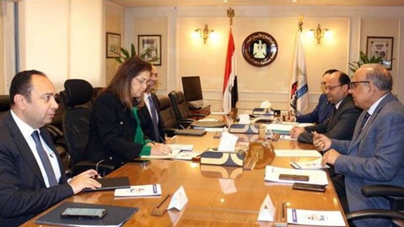 وزيرا قطاع الأعمال