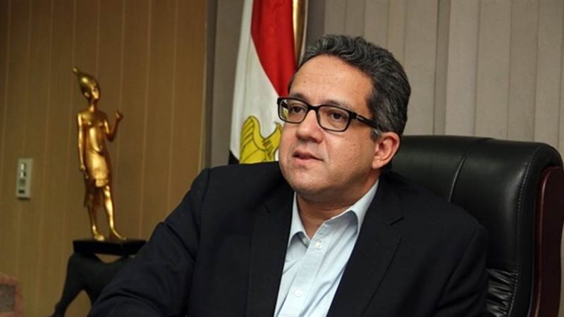 الدكتور خالد العناني