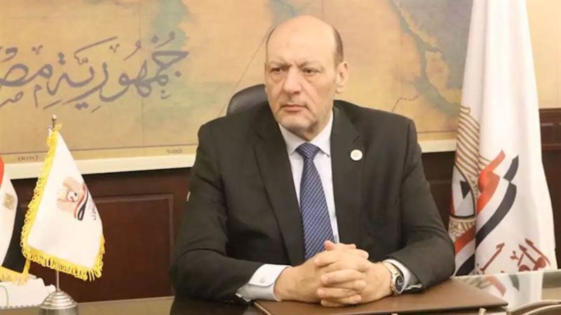 الدكتور حسين أبو