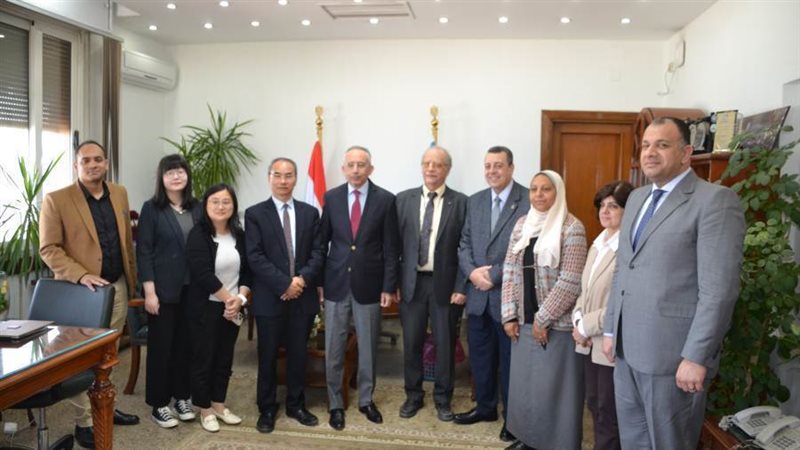 مدير متحف شنغهاي