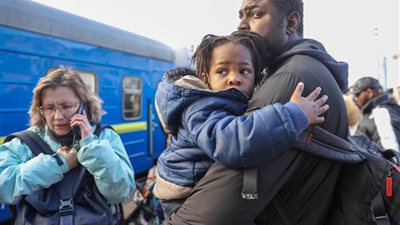 صحيفة: المملكة المتحدة تنفق ثلاثة أضعاف المساعدات الخارجية للاجئين داخل بريطانيا