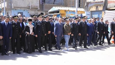 محافظ سوهاج يتقدم الجنازة العسكرية للواء 