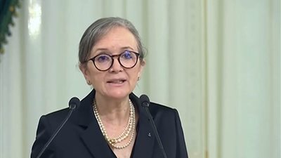 رئيسة الحكومة التونسية تؤكد أهمية اعتماد التكنولوجيات الحديثة في مجال الدفع الإلكتروني