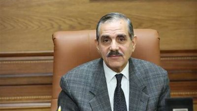 محافظ كفر الشيخ يوجه بمتابعة الأسواق وتوفير السلع بمعارض 