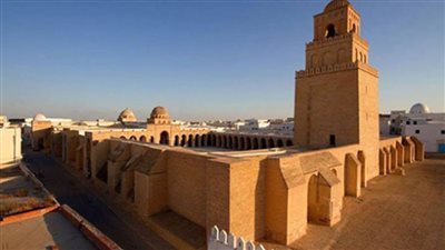 السعودية تعيد البريق لعاصمة الإسلام الأولى لأفريقيا من خلال ترميم جامع عقبة بن نافع