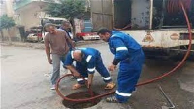 حملات مكثفة لتطهير شبكات الصرف الصحي بالسويس والإسماعيلية وبورسعيد