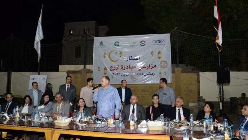 محافظ أسيوط خلال