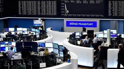 مؤشر الأسهم البريطانية يغلق على ارتفاع