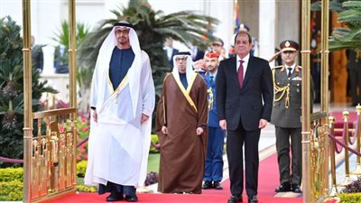 الرئيس السيسى يودع الشيخ محمد بن زايد آل نهيان بمطار القاهرة الدولي في ختام زيارته لمصر