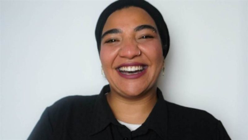 الفنانة بسنت دينار