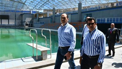 وزير الرياضة في زيارة مفاجئة لفرع نادي النادي بشيراتون