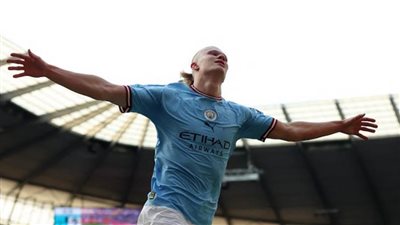 مانشستر سيتي يواصل الضغط على أرسنال بثلاثية في شباك ليستر سيتي