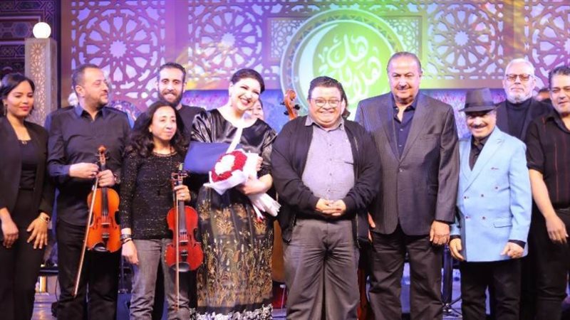 خالد جلال مع الفنانين