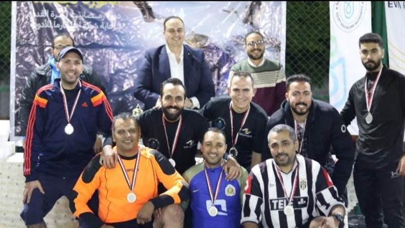 أحد الفرق الفائزة