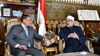 وزيرا الأوقاف والتنمية المحلية يبحثان التعاون المشترك