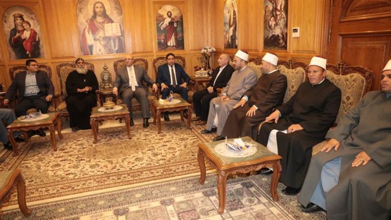 محافظ بنى سويف يهنىء