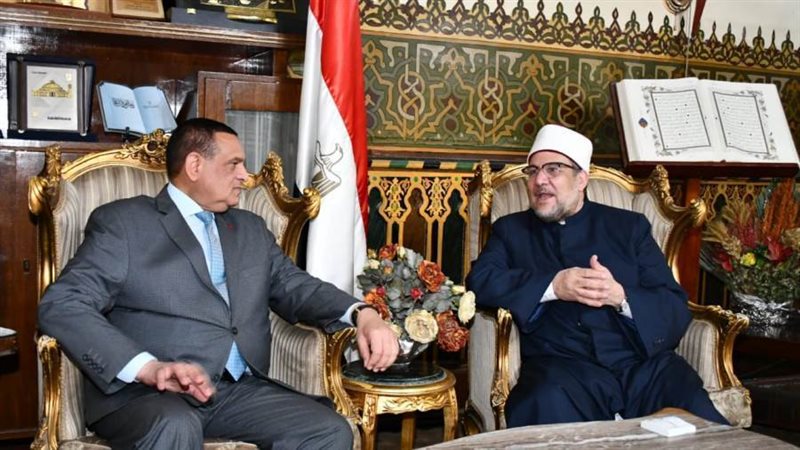 وزيرا الأوقاف والتنمية