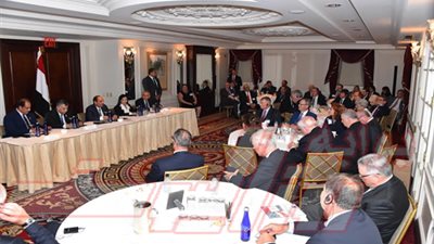 الرئيس السيسي يعقد لقاءاً مع أعضاء مجلس أعمال الأمن القومي‎