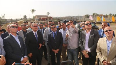 وزير الشباب ومحافظ كفر الشيخ يتفقدان إنجاز الأعمال الإنشائية بموقع بناء مركز التنمية الشبابية 