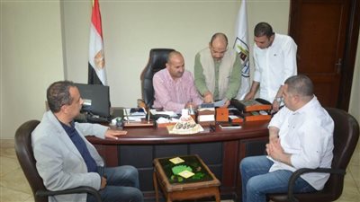 سكرتير بني سويف يبحث الإجراءات اللازمة لإنشاء المسجد الجامع