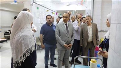 نائب محافظ المنيا يتفقد وحدة الغسيل الكلوي بمستشفى أبوقرقاص المركزي