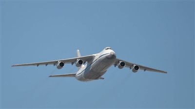 كندا تنقل طائرة الشحن الثقيل الروسية طراز أنتونوف إلى أوكرانيا