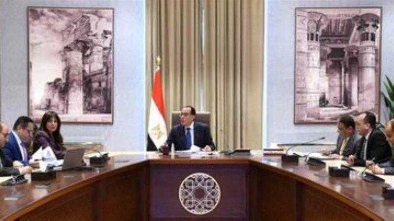 خلال الاجتماع