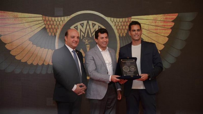 خرما مع الوزير ورئيس