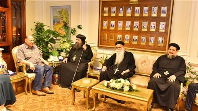 محافظ أسيوط يستقبل الأنبا باسنتي أسقف الأقباط الأرثوذوكس بأبنوب والفتح وأسيوط الجديدة للتهنئة بعيد الفطر المبارك