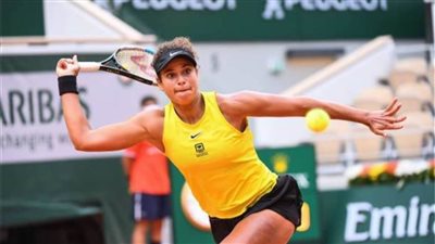 ميار شريف تتأهل لربع نهائي بطولة أويرس للتنس