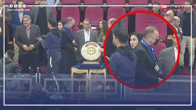 هناء حمزة تتصدر تويتر بعد تجاهل الخطيب لها في مراسم تتويج الأهلي بدوري الطائرة للسيدات