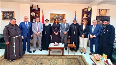 نائب محافظ البحيرة تستقبل المهنئين بعيد الفطر المبارك