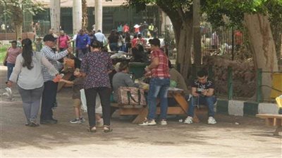 توافد المواطنين على الحدائق والمتنزهات لقضاء إجازة عيد الفطر