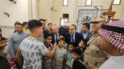 مشايخ القبائل والعواقل بشمال سيناء يهنئون الرئيس بعيد الفطر المبارك