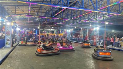 استمرار توافد المواطنين على مصيف بلطيم ليلًا وإعادة تشغيل الوحدة الصحية بالنرجس