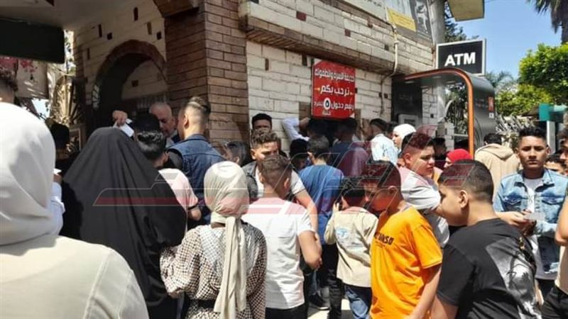 احتفالات المواطنين