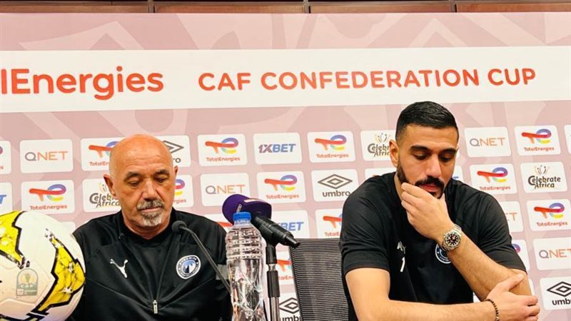 باتشيكو خلال مؤتمر