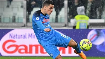 في مشهد درامي مثير.. نابولي يفوز في اللحظات الأخيرة على يوفنتوس بقمة الدوري الإيطالي