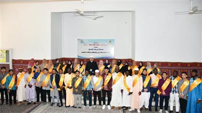 وزير الأوقاف يلتقي الطلاب الوافدين حفظة القرآن الكريم وأصحاب المواهب