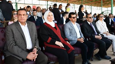 وزراء الرياضة والتضامن والثقافة والتنمية المحلية يفتتحون المهرجان العربي للهجن بشمال سيناء