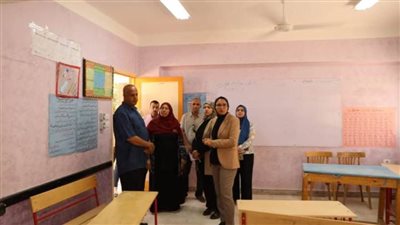 نائب محافظ الوادي الجديد تتابع جاهزية المدارس لامتحانات نهاية العام الدراسي