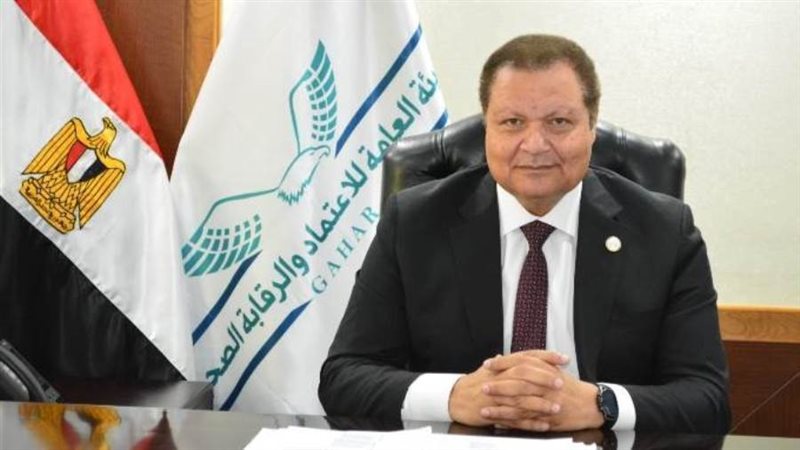 د. أحمد طه رئيس مجلس