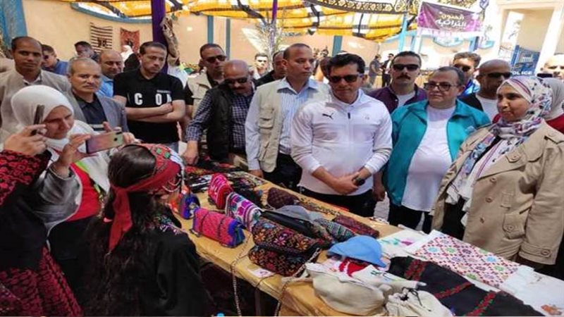 وزير الشباب يتفقد