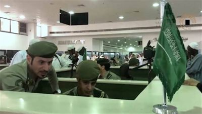 جوازات ميناء جدة الإسلامي تواصل إنهاء إجراءات دخول القادمين من السودان