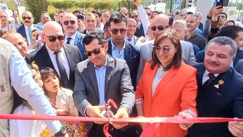 وزير الشباب يفتتح