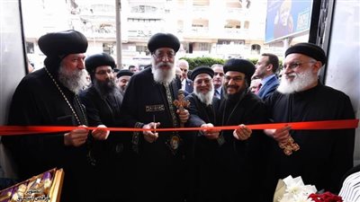 البابا تواضروس يزور مستشفى 