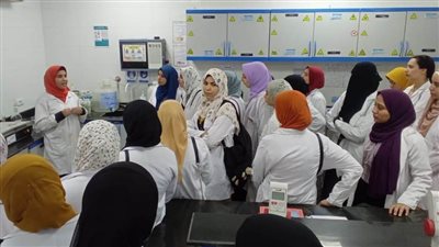 رحلة تثقيفية لطلاب كلية التمريض للتعرف على مراحل تنقية المياه بسوهاج