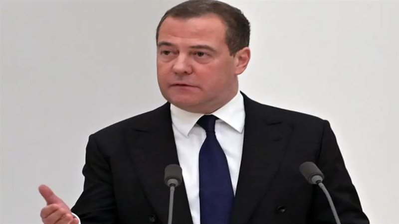 دميتري ميدفيديف