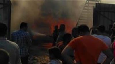 إصابة شخص فى حريق مخزن ومصنع أقطان بالقناطر الخيرية 